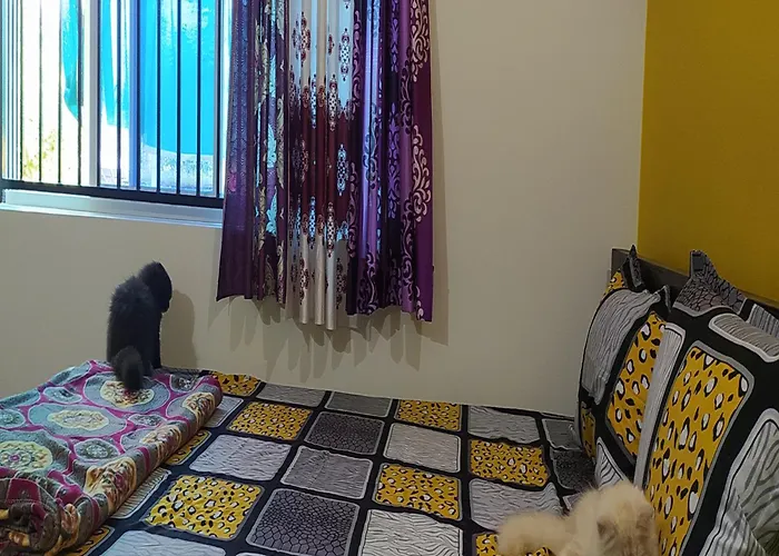 Arundekar Home Stay In 2 Minutes Walk Beach Ac Room